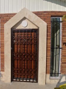 حفاظ آکاردئونی تسمه ۲.۵ سانت۳ گل ۴ خم تسمه فابریک